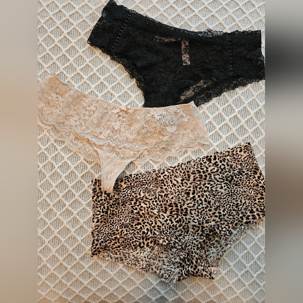 Victoria's Secret Lace Panty Set Thong, Shorty, Cheeky